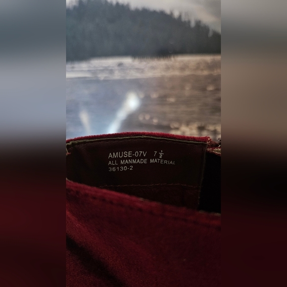 Bamboo Velvet Ankle Boots - Picture 9 of 12